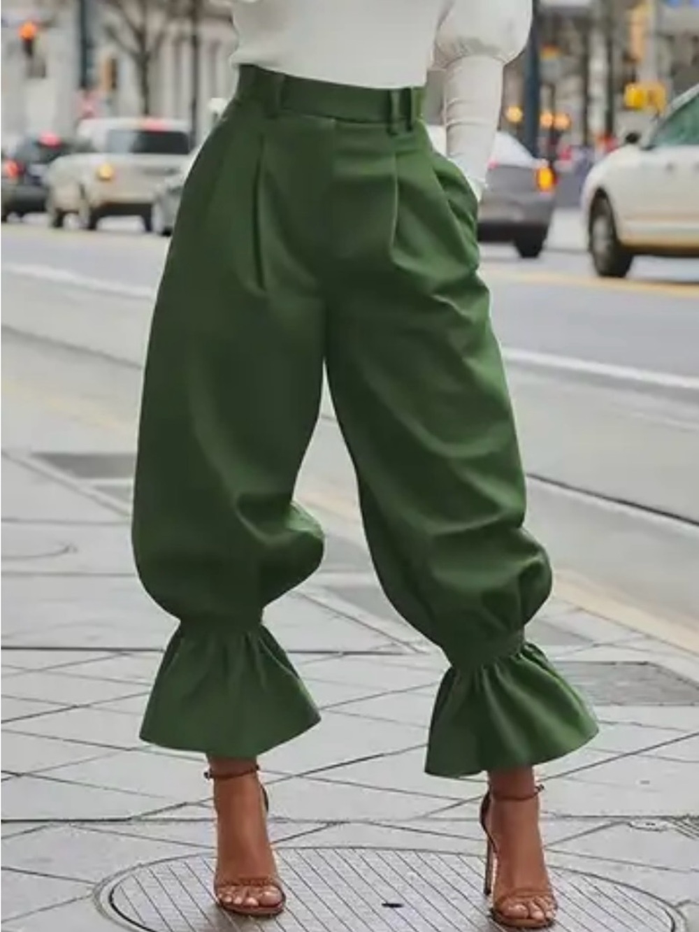 NWOT! Wide-Leg Ruffle Hem Pants in Olive Green